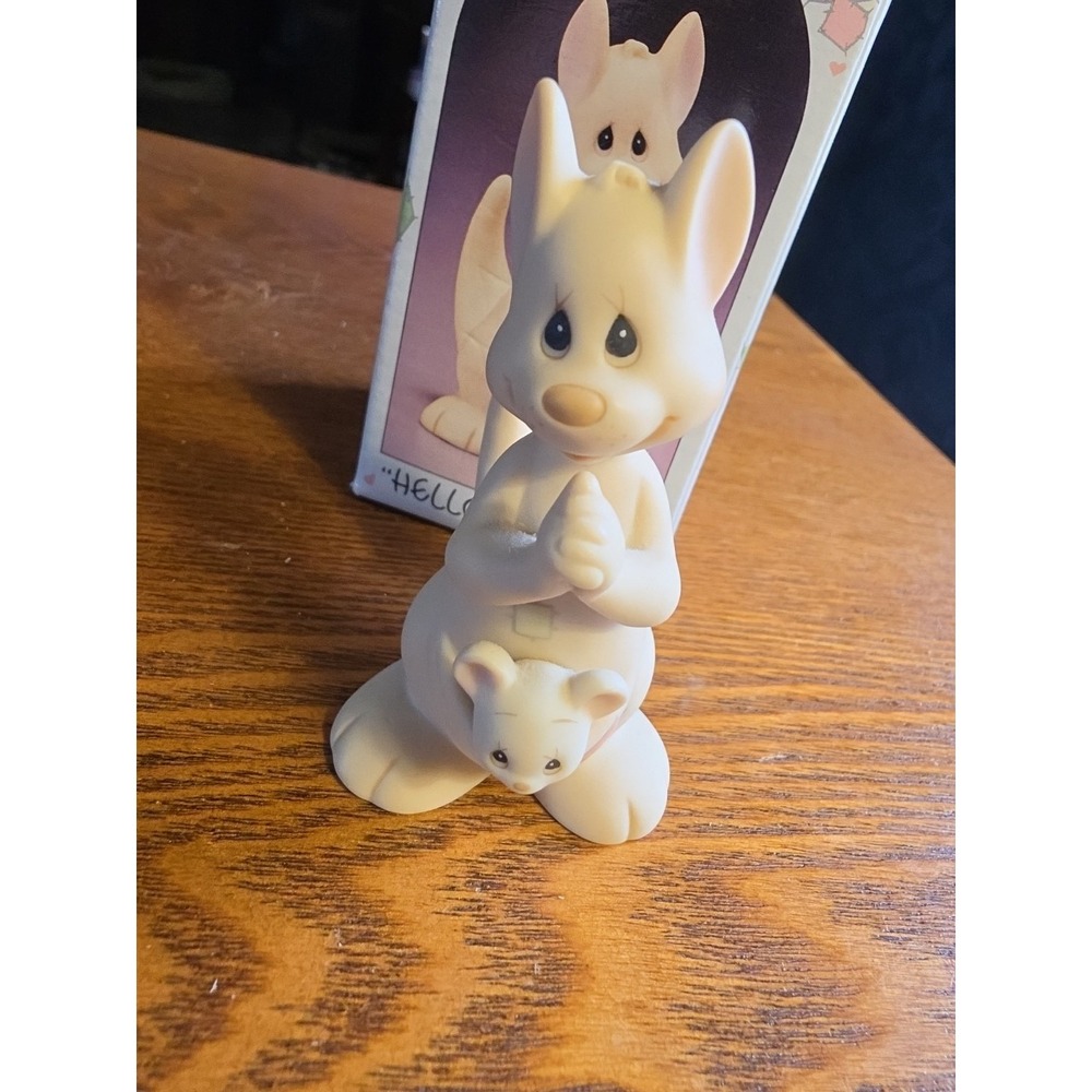 Precious Moments Figurine Hello World #521175